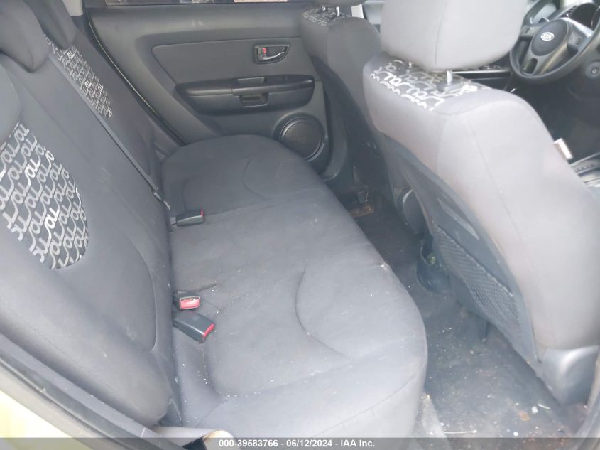 2010 Kia Soul + VIN: KNDJT2A27A7102489 Lot: 39583766