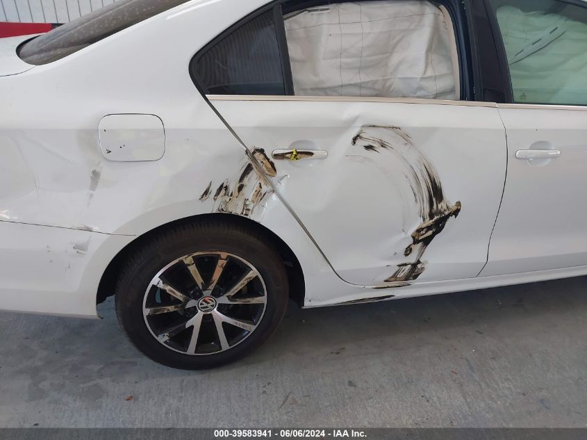 2017 Volkswagen Jetta 1.4T Se VIN: 3VWDB7AJ6HM338374 Lot: 39583941