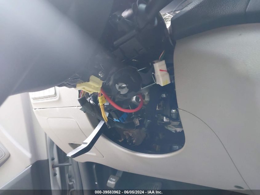 2016 HYUNDAI TUCSON LIMITED/SPORT AND ECO/SE - KM8J3CA43GU246666