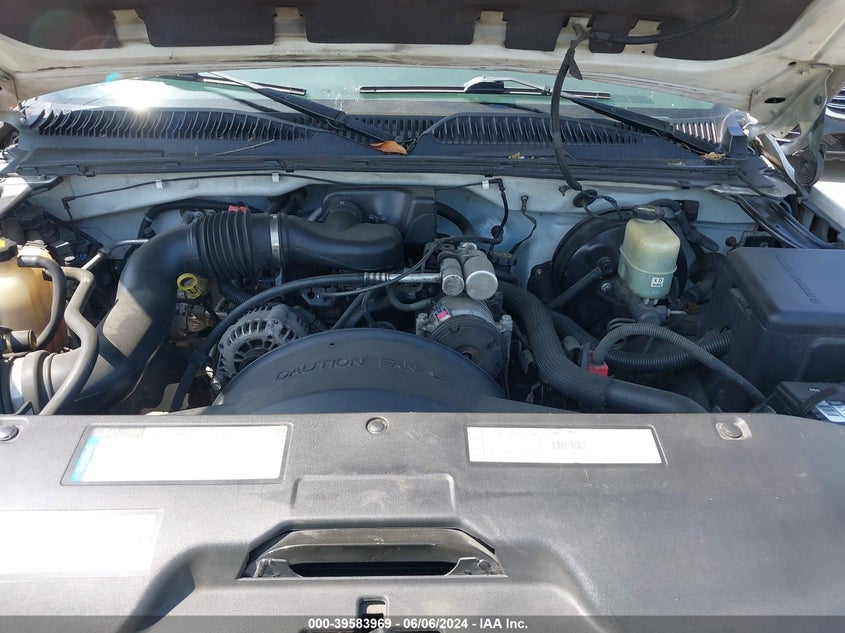 2000 Chevrolet Silverado 1500 VIN: 2GCEC19WXY1362752 Lot: 39583969