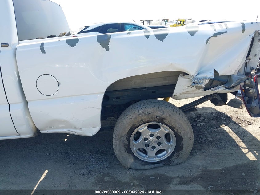 2000 Chevrolet Silverado 1500 VIN: 2GCEC19WXY1362752 Lot: 39583969