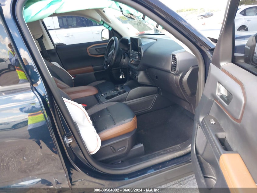 2022 Ford Bronco Sport Outer Banks VIN: 3FMCR9C60NRE28130 Lot: 39584092