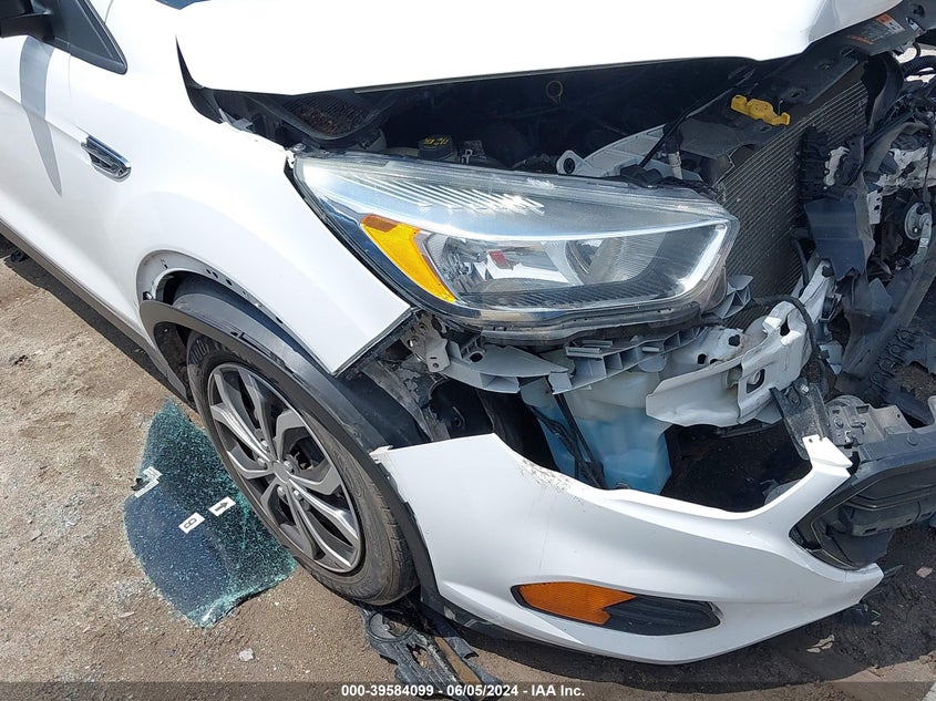 2017 Ford Escape S VIN: 1FMCU0F70HUC96370 Lot: 39584099