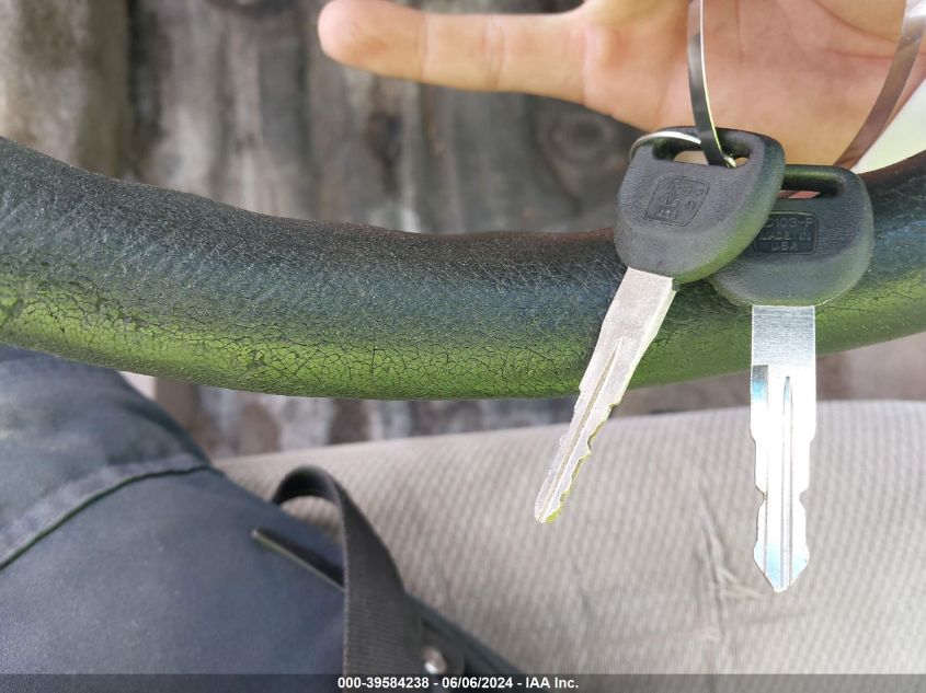 1996 Honda Accord Lx/Ex VIN: 1HGCD5637TA022920 Lot: 39584238