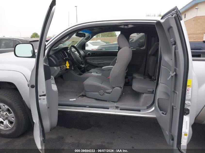 2011 Toyota Tacoma Prerunner V6 VIN: 5TFTU4GN8BX008478 Lot: 39584333