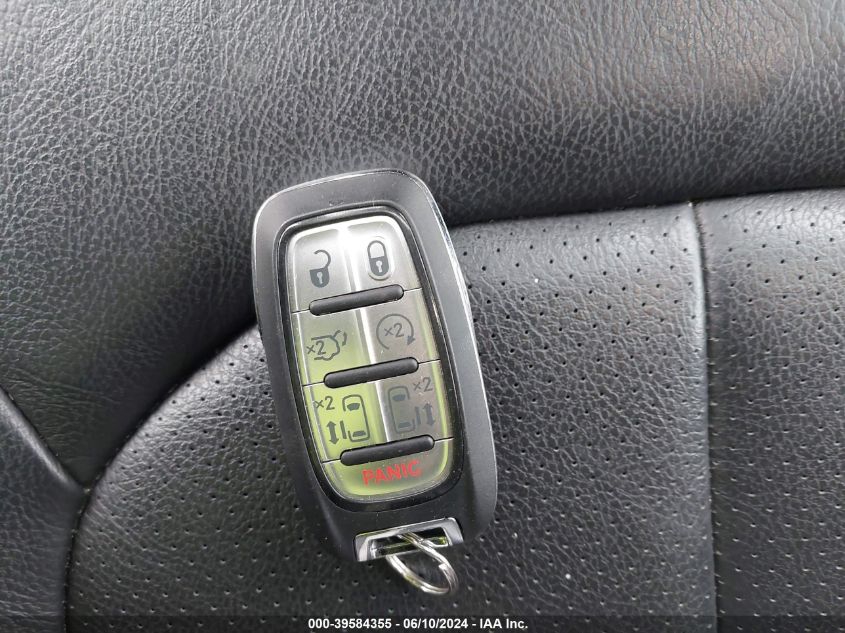 2021 Chrysler Pacifica Touring L VIN: 2C4RC1BG2MR565750 Lot: 39584355