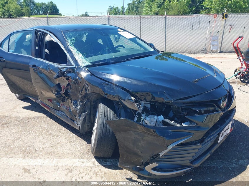 2023 TOYOTA CAMRY LE - 4T1C11AK6PU082976
