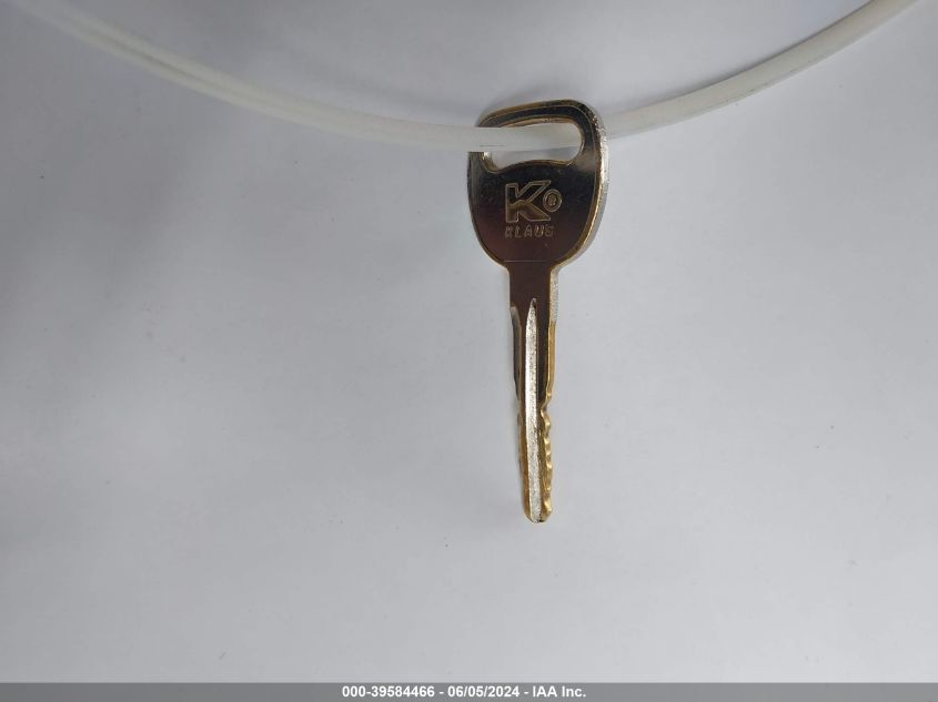 2010 Kia Soul + VIN: KNDJT2A26A7067797 Lot: 39584466