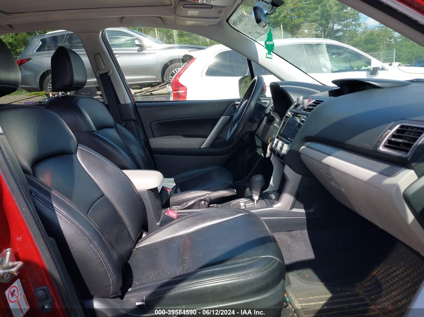 VIN JF2SJAEC6HH550011 2017 SUBARU FORESTER 2.5I PREMIUM