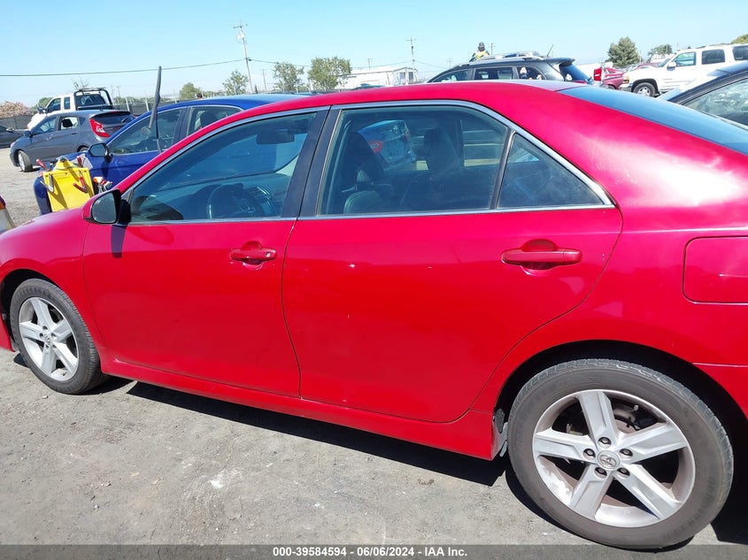 2013 Toyota Camry Se VIN: 4T1BF1FK1DU643425 Lot: 39584594
