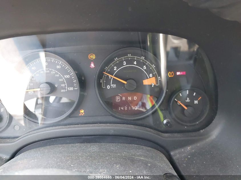 2016 Jeep Compass Sport VIN: 1C4NJCBA4GD621657 Lot: 39584665