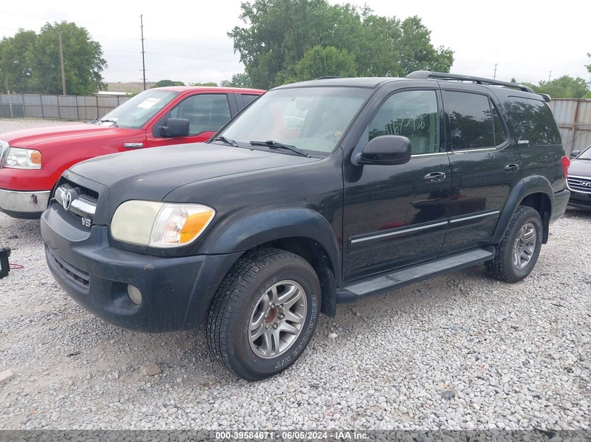 2005 Toyota Sequoia Limited V8 VIN: 5TDZT38A15S240479 Lot: 39584671