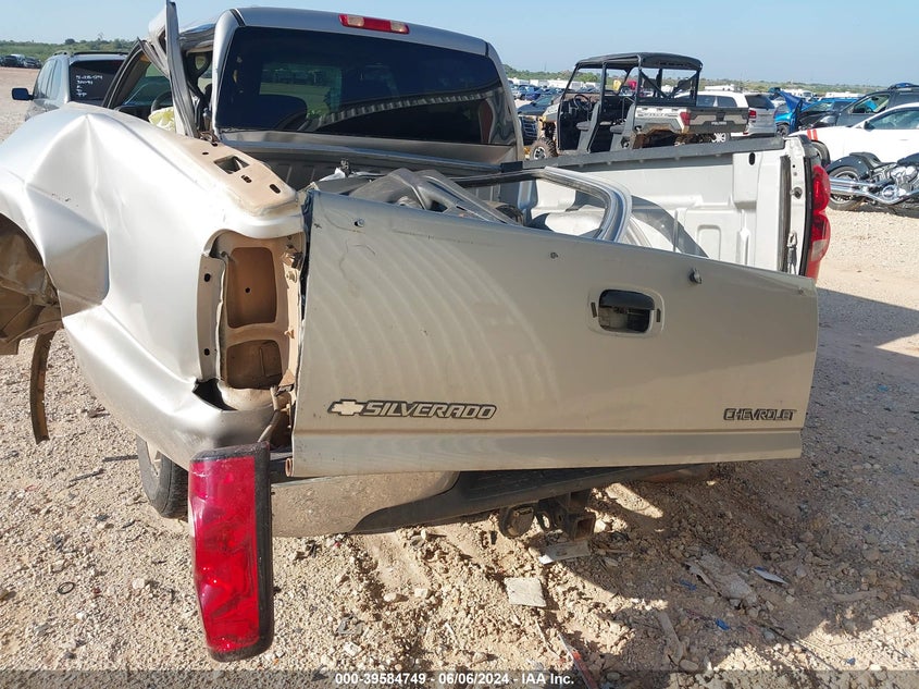 2005 Chevrolet Silverado 1500 Ls VIN: 2GCEC13T751252395 Lot: 39584749