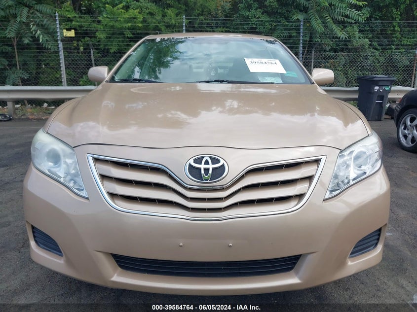 2010 Toyota Camry Le VIN: 4T1BF3EK5AU025615 Lot: 39584764