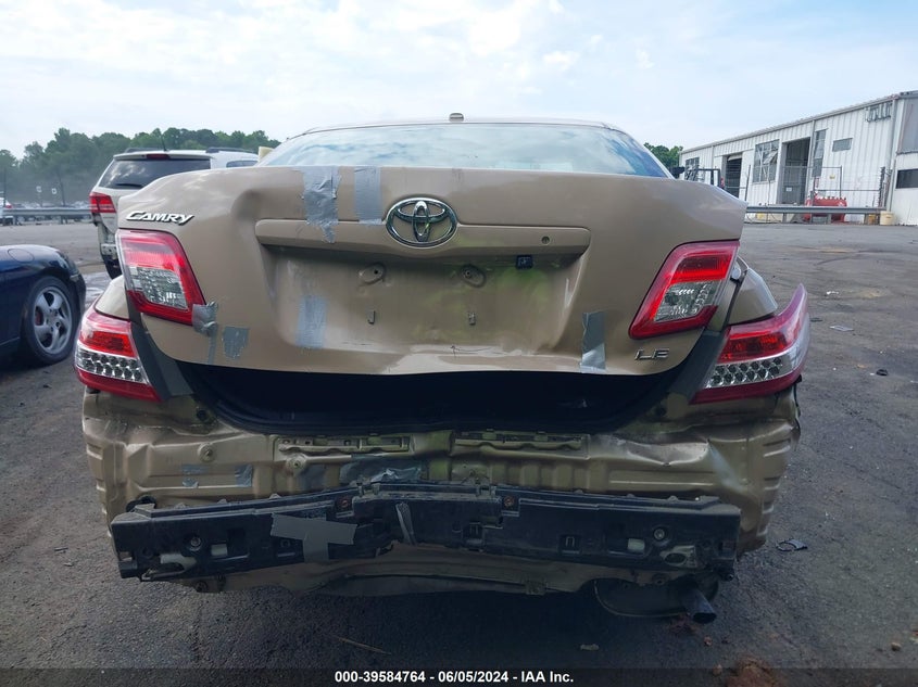 2010 Toyota Camry Le VIN: 4T1BF3EK5AU025615 Lot: 39584764