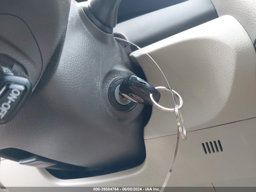 2010 Toyota Camry Le VIN: 4T1BF3EK5AU025615 Lot: 39584764