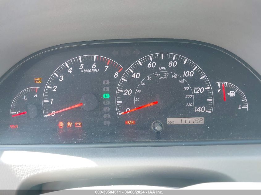 2005 Toyota Camry Le V6 VIN: 4T1BF30K35U592144 Lot: 39584811