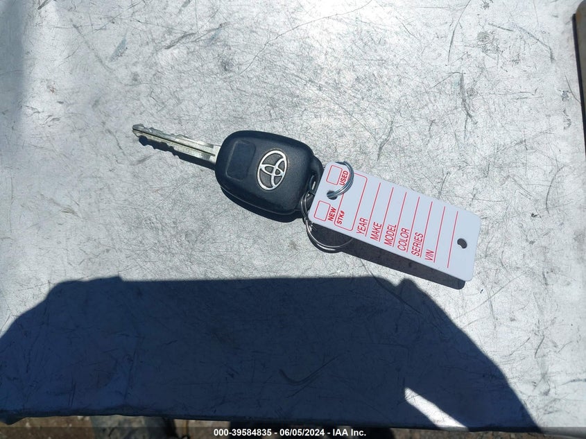 2014 Toyota Camry Xle VIN: 4T4BF1FK5ER441551 Lot: 39584835