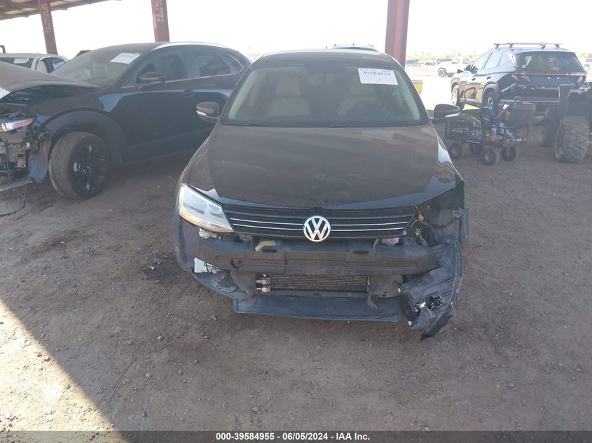 2013 Volkswagen Jetta 2.0L Tdi VIN: 3VWLL7AJXDM388830 Lot: 39584955