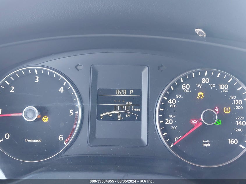 2013 Volkswagen Jetta 2.0L Tdi VIN: 3VWLL7AJXDM388830 Lot: 39584955