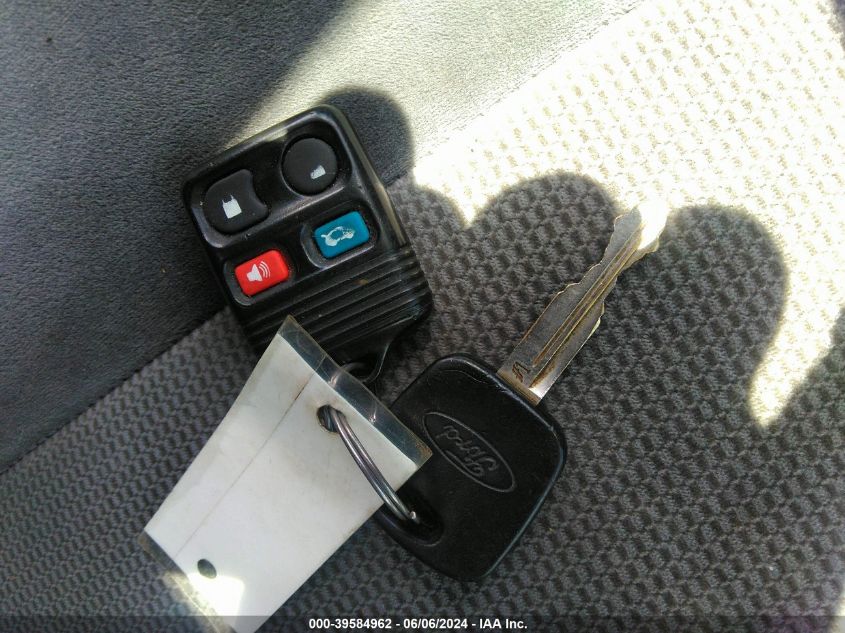 2002 Ford Focus Se VIN: 1FAFP34P72W135271 Lot: 39584962