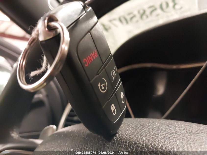 2015 Jeep Grand Cherokee Limited VIN: 1C4RJFBG2FC708632 Lot: 39585074