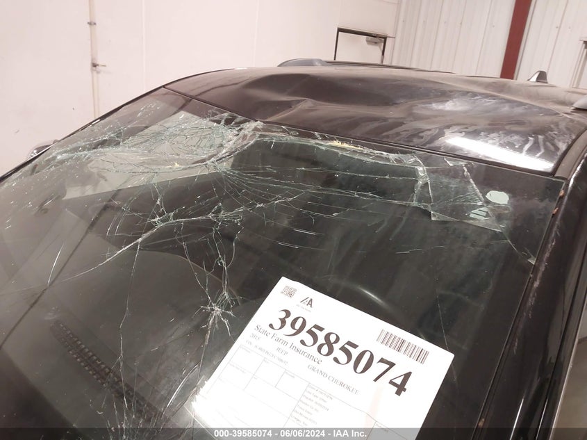 2015 Jeep Grand Cherokee Limited VIN: 1C4RJFBG2FC708632 Lot: 39585074