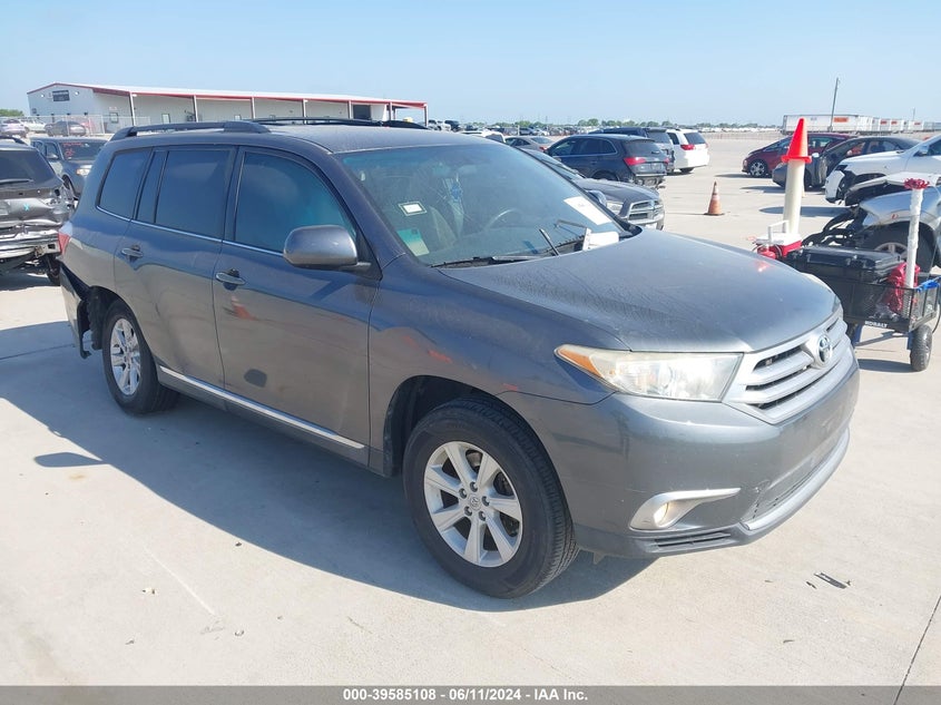 2013 TOYOTA HIGHLANDER