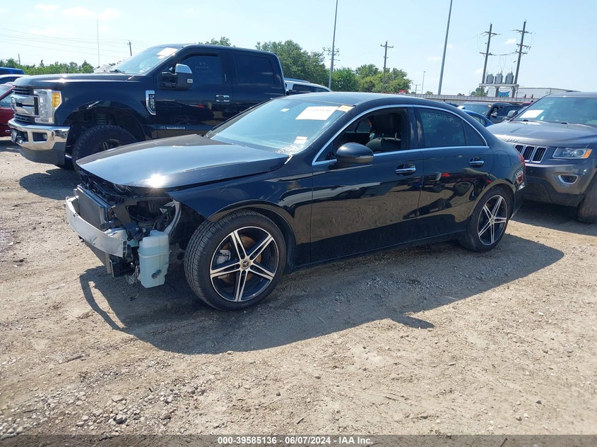 2021 Mercedes-Benz A 220 VIN: W1K3G4EB5MJ314985 Lot: 39585136