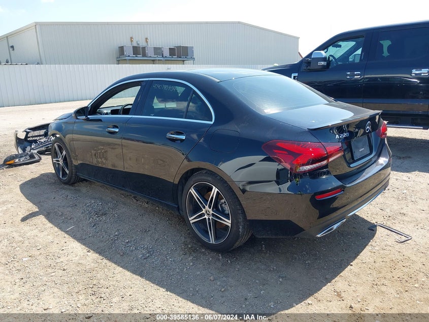 2021 Mercedes-Benz A 220 VIN: W1K3G4EB5MJ314985 Lot: 39585136