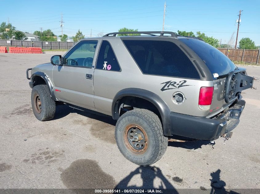 2000 Chevrolet Blazer Ls VIN: 1GNCT18W5YK236363 Lot: 39585141