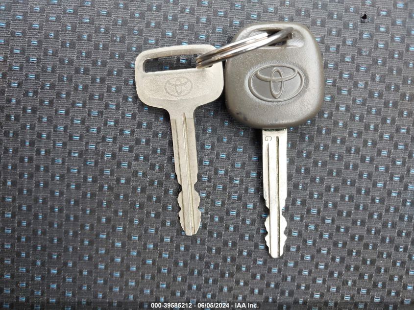 2010 Toyota Corolla S VIN: 2T1BU4EE1AC437568 Lot: 39585212