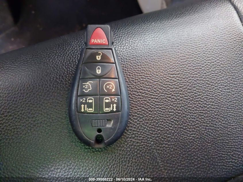 2017 Dodge Grand Caravan Sxt VIN: 2C4RDGCG5HR851905 Lot: 39585222