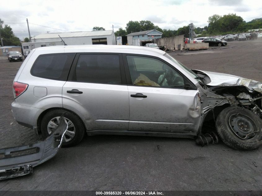 2010 Subaru Forester 2.5X VIN: JF2SH6AC9AH702903 Lot: 39585320