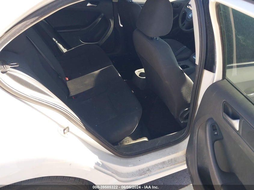 2013 Volkswagen Jetta 2.0L S VIN: 3VW2K7AJ2DM399710 Lot: 39585322