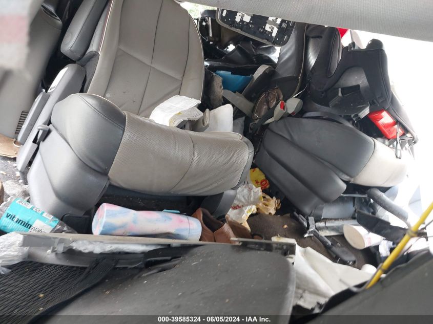 KNDMB5C1XH6316026 2017 KIA SEDONA photo no. 5