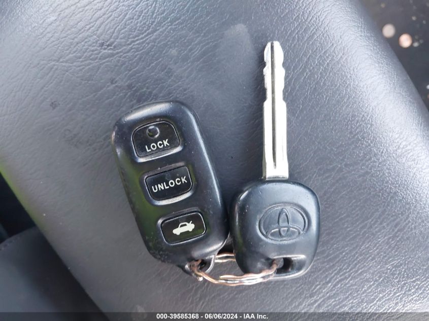 2002 Toyota Camry Solara Se/Sle VIN: 2T1FF28P92C573526 Lot: 39585368