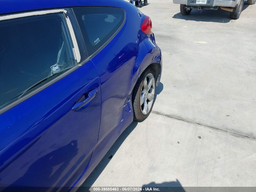 2012 Hyundai Veloster Base W/Black VIN: KMHTC6AD7CU037189 Lot: 39585463