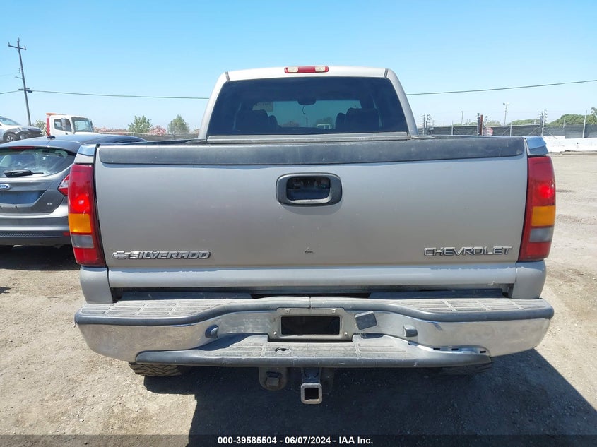 2002 Chevrolet Silverado 2500Hd Ls VIN: 1GCHC23132F242002 Lot: 39585504