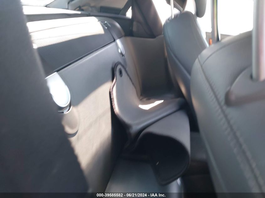 2004 Mercedes-Benz Sl 500 VIN: WDBSK75F44F075780 Lot: 39585582