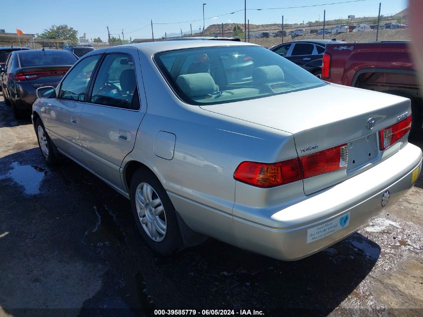 2001 Toyota Camry Le VIN: 4T1BG22K41U864263 Lot: 39585779