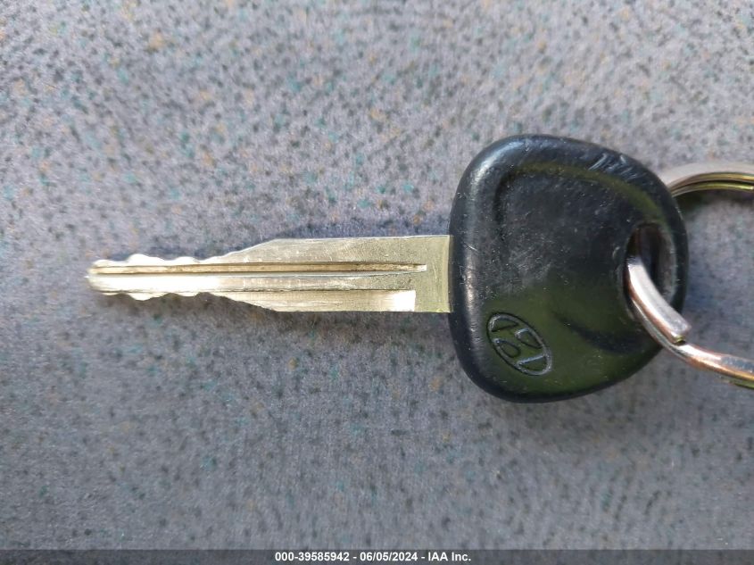 2001 Hyundai Elantra Gls VIN: KMHDN45D41U249297 Lot: 39585942