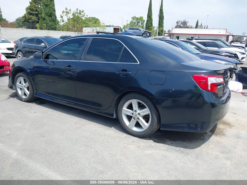 2012 Toyota Camry Se VIN: 4T1BF1FK2CU588465 Lot: 39586009
