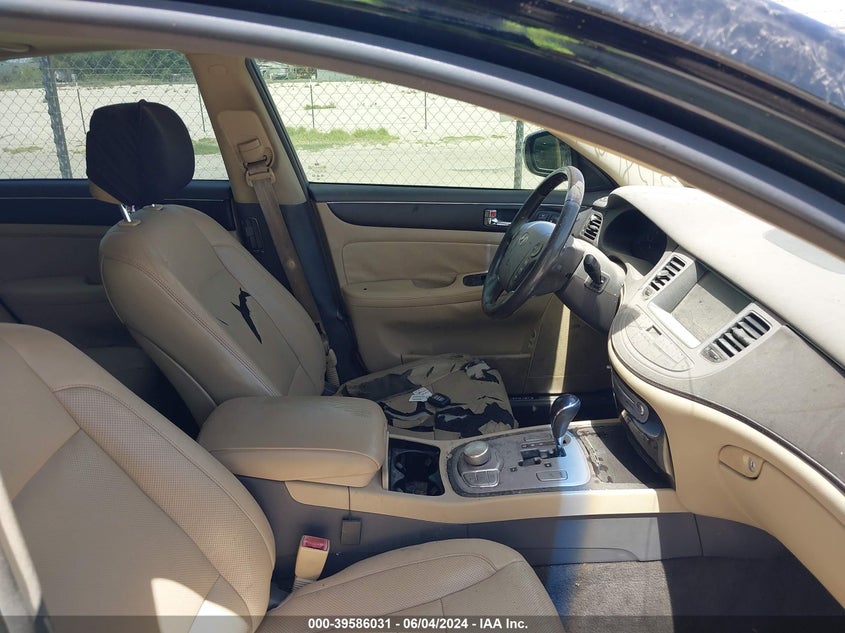 2011 Hyundai Genesis 4.6 VIN: KMHGC4DF4BU115042 Lot: 39586031