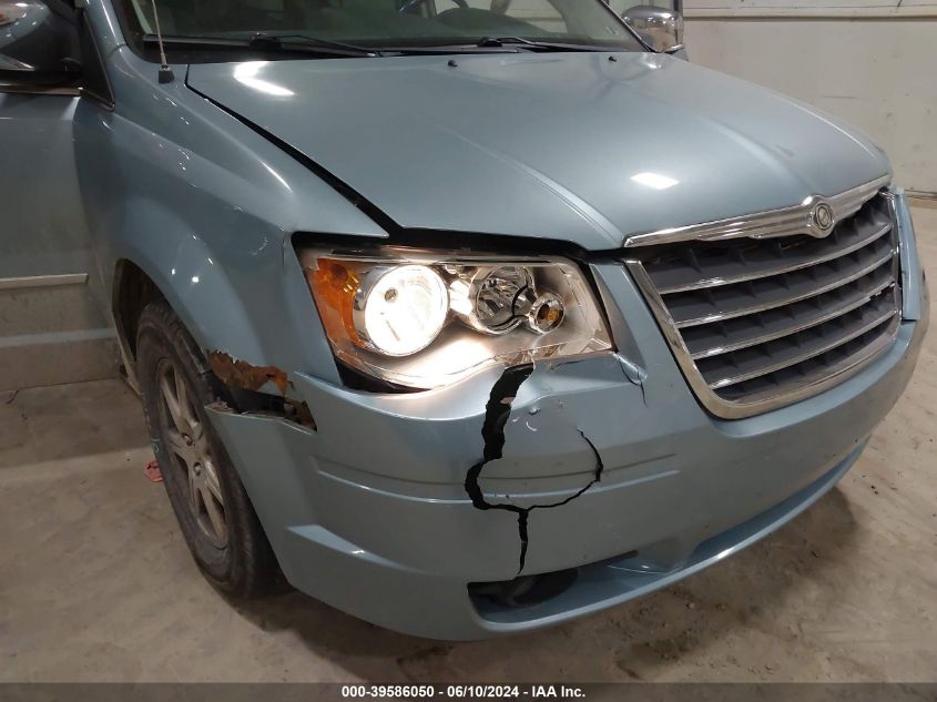 2010 Chrysler Town & Country Touring Plus VIN: 2A4RR8D10AR398066 Lot: 39586050