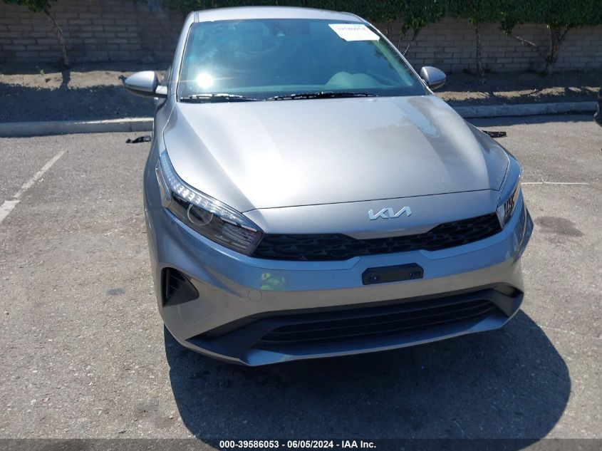 2024 Kia Forte Lxs VIN: 3KPF24AD3RE759887 Lot: 39586053