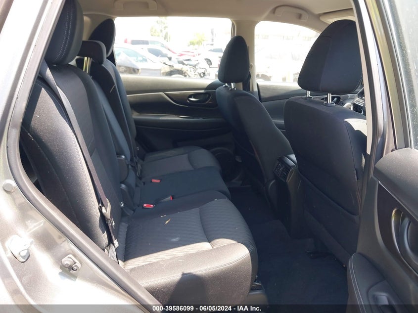 2019 Nissan Rogue S VIN: JN8AT2MT6KW265229 Lot: 39586099