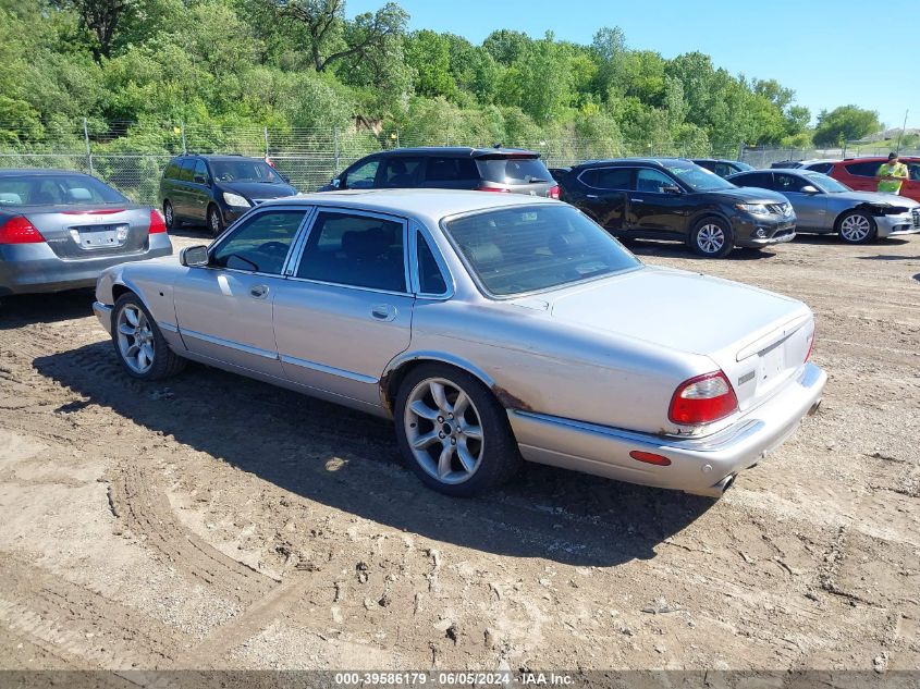 SAJDA15BX2MF46271 2002 Jaguar Xjr