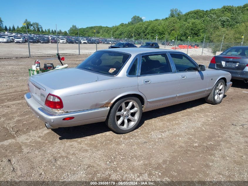 SAJDA15BX2MF46271 2002 Jaguar Xjr