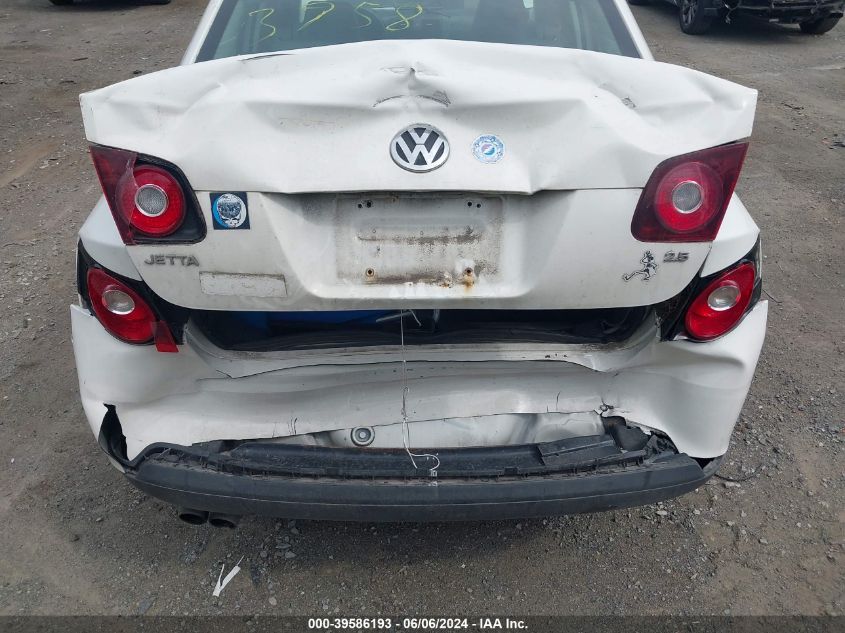 2009 Volkswagen Jetta Se/Sel VIN: 3VWRZ71K39M048721 Lot: 39586193